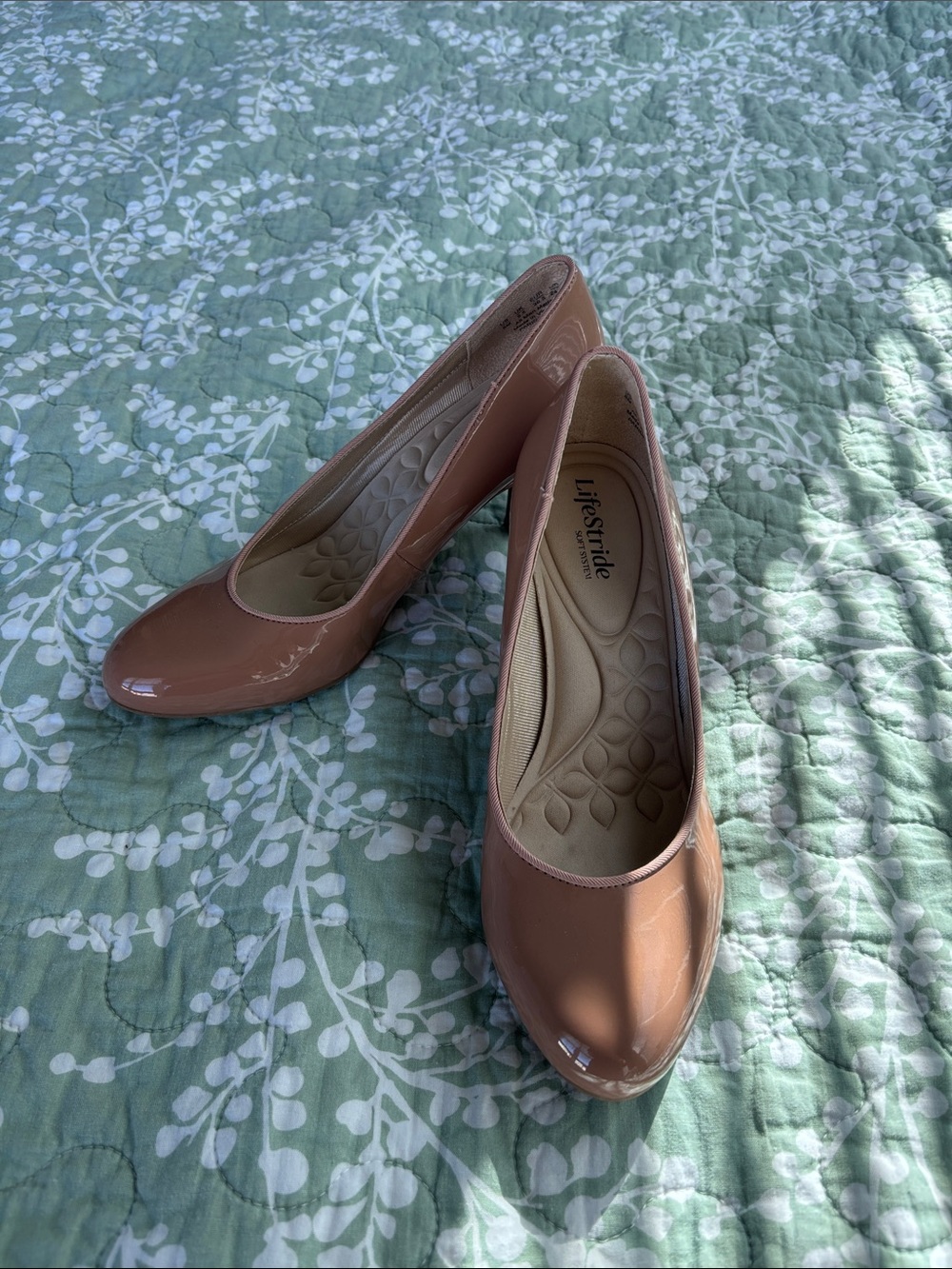 Life Stride Parigi Plus Nude Patent Round-Toe Heels
